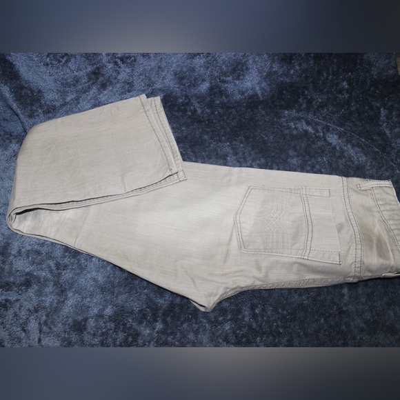 Urban Pipline Boys 18 Tan/Khaki Jeans - Picture 3 of 5